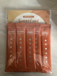 LEYON レヨンスーパーフード 野菜 ビタミン ミネラル 10包❣️のサムネイル