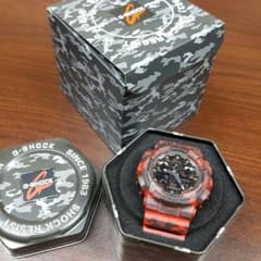 G-SHOCK 赤迷彩のサムネイル