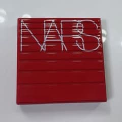 NARS クライマックスアイシャドーパレット 9色入りのサムネイル