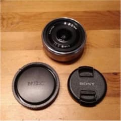 【美品】SONY 16mm F2.8 単焦点レンズ Eマウント 広角 パンケーキのサムネイル