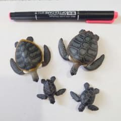ウミガメ親子 フィギュア 4体セット - メルカリ