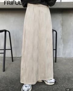 週末値下げ‼︎SHEIN FRIFUL ベージュ ロングスカート Lのサムネイル