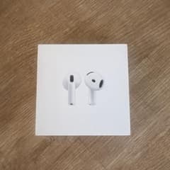 AirPods 4 本体のサムネイル
