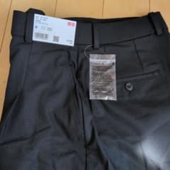 UNIQLO タックワイドパンツ 　M　 ブラックのサムネイル