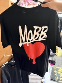MOBB. Tシャツ ブラック ハートロゴのサムネイル