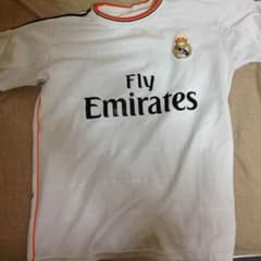 サッカー ユニフォーム レアルマドリードのサムネイル