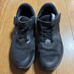 NIKE COSMIC RUNNER キッズスニーカー ブラック　22㎝のサムネイル