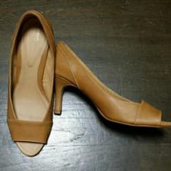 春物 本皮パンプスのサムネイル