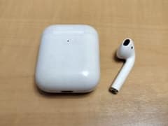 AirPods本体 片耳のみ 充電ケース付きのサムネイル