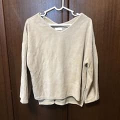 アースミュージックエコロジー　ベロアトップスのサムネイル