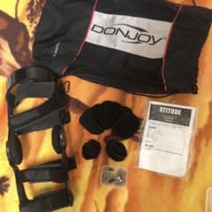 DONJOY ドンジョイ 膝関節用装具のサムネイル