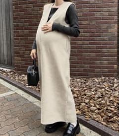 深Vネックロングワンピース　神戸レタスのサムネイル