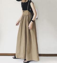 ロングワンピースのサムネイル