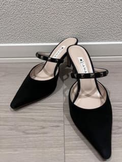 DIANA スタッズ付き ミュール ブラック