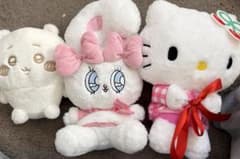 ハローキティ エスターバニー (ちいかわおまけ)ぬいぐるみ 大きめのサムネイル