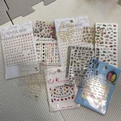 ネイルシールのサムネイル