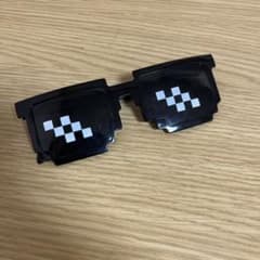 チェッカーパターン サングラス 黒のサムネイル