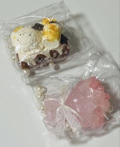 美品　JammyJem キラキラ先生 スクイーズ チョコケーキ、花束　2個セットのサムネイル