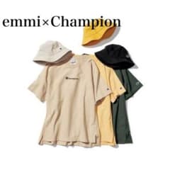 emmi atelier ✕ Champion コラボTシャツのサムネイル