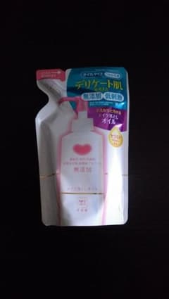 カウブランド 　メイク落としオイル　詰め替え用のサムネイル
