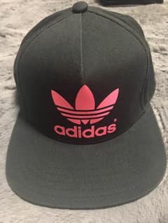 キャップのサムネイル