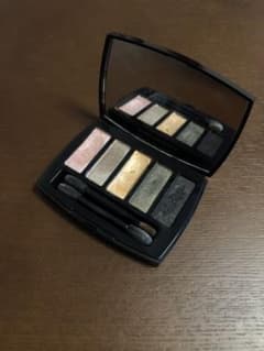 値下げ！　シャネル　アイシャドウ　パレットのサムネイル