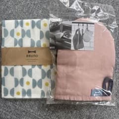 BRUNO 水玉模様ふきんとミトンセットのサムネイル