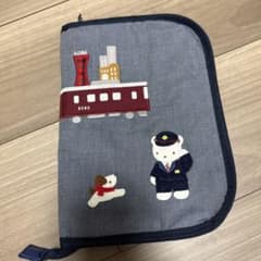 familiar 母子手帳ケース 神戸 電車 くま 刺繍 familiar 母子手帳ケース 神戸 電車 くま 刺繍 - メルカリ