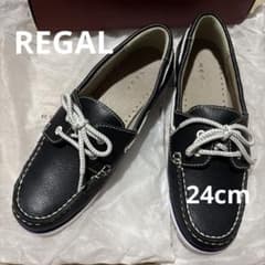 ピッピ様ご依頼品 新品未使用 REGALネイビーレザーデッキシューズ 24cm ピッピ様ご依頼品 新品未使用 REGALネイビーレザーデッキシューズ 24cm