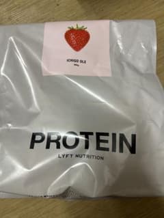 LYFT NUTRITION WPC ICHIGO OLE 900g - メルカリ