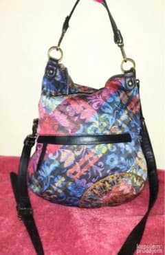 【値下げ済】Desigual 2WAY ショルダーバッグ ハンドバッグのサムネイル
