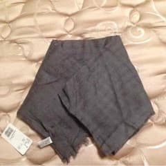 お値下げしました♡新品テロテロフワフワストールのサムネイル