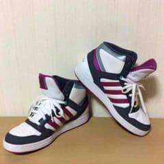 adidas ハイカットシューズのサムネイル