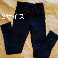 ハイウエストデニムのサムネイル