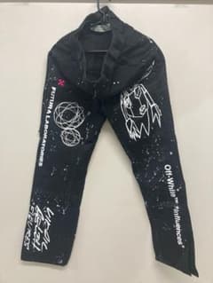【希少】Off-White Futura Alien パンツのサムネイル