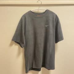 90's NIKE ナイキTシャツ ボックスシルエット　ワンポイント刺繍 Mのサムネイル