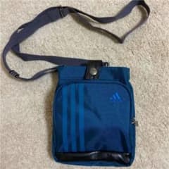【新品 最終値下げ】ボディバッグ ショルダーバッグ　adidas アディダスのサムネイル