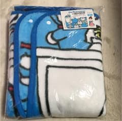 ドラえもん  ひざ掛け【新品】のサムネイル
