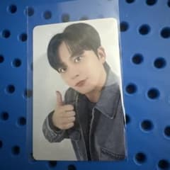 ATEEZ オンラインクジ　E賞　ジョンホトレカのサムネイル