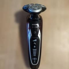 PHILIPS Series 9000 電気シェーバー 本体のみ - メルカリ