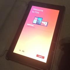 Amazon fire タブレット 8gb 美品 人気カバー付きのサムネイル