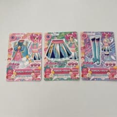 アイカツ 衣装カード 3枚セットのサムネイル