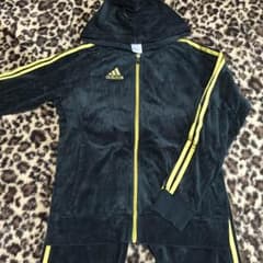 adidas  アディダスベロア上下！のサムネイル