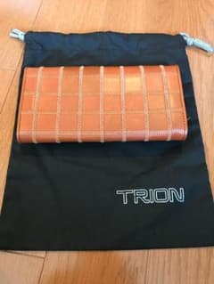 hkp777777様専用☆TRION（トライオン）長財布☆美品のサムネイル