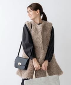 【美品】Sono ベージュ ファー ベスト ジレのサムネイル