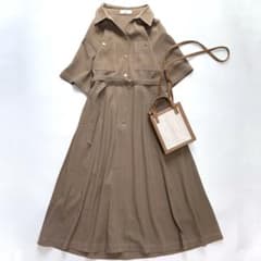 美品 COHINA コヒナ リネンライクスキッパーフレアワンピース-short