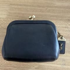 【美品】coachがま口 ケース　小銭入れ　黒 ブルーラメ COACH がま口 コインケース 小銭入れ ブラック - メルカリ