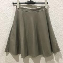 【金曜 取り下げ】UNTITLED フレアスカート 0のサムネイル