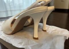 結婚式用 ホワイト パンプスのサムネイル
