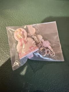 サンリオ　メルヘンパーティ シークレットキーホルダー　マロンクリーム